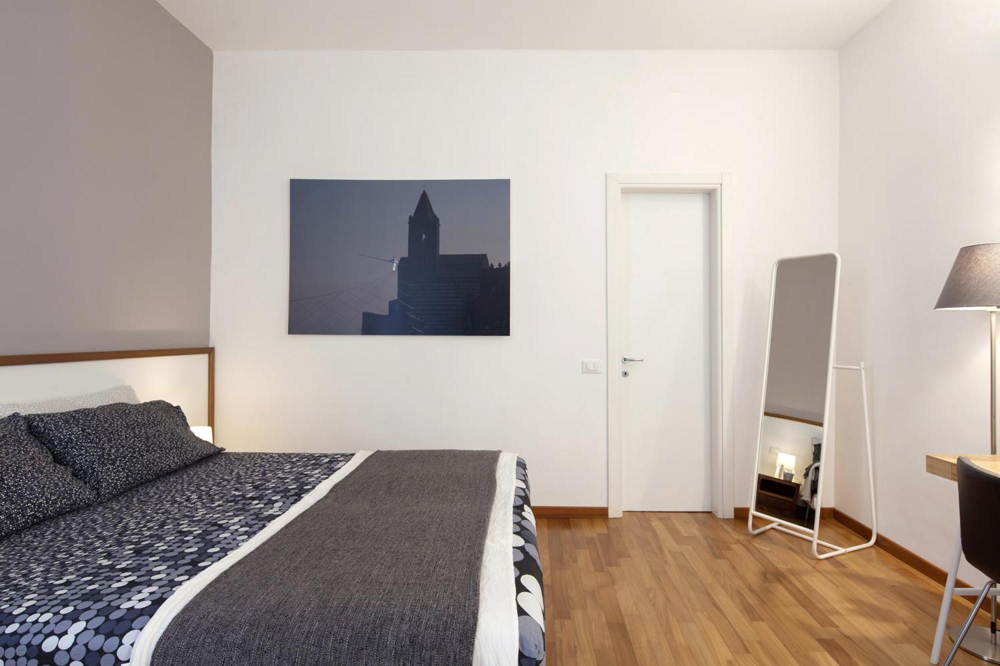 Cv5 - La Spezia City Center - Wide Modern Apartment Walking Distance To The Station To Cinque Terre - Big Terrace On The Roofs Exteriör bild
